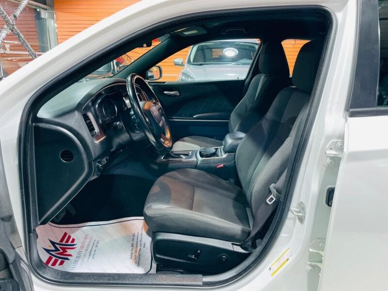 Dodge Charger White 2019