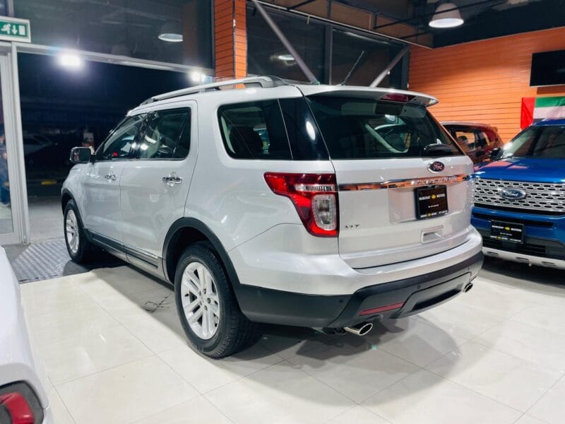 Ford Explorer XLT Silver 2015