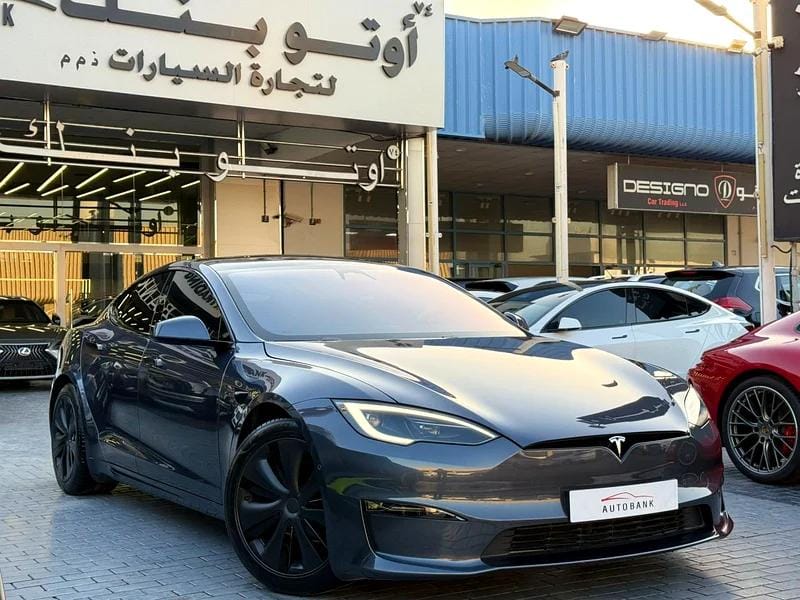 2023 Tesla Model S Plaid