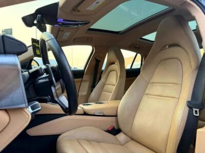 2018 Porsche Panamera Standard