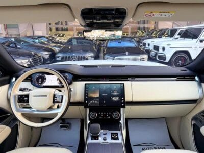 2023 Land Rover Range Rover HSE
