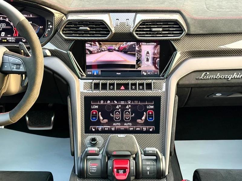2024 Lamborghini Urus Performante
