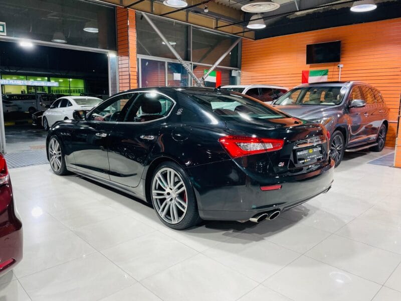 Maserati Ghibli Black 2015