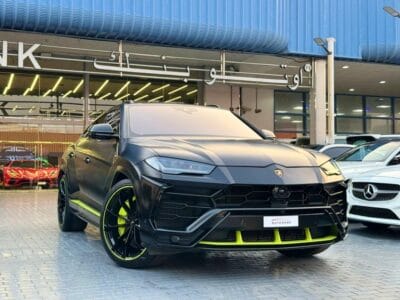 2022 Lamborghini Urus Standard