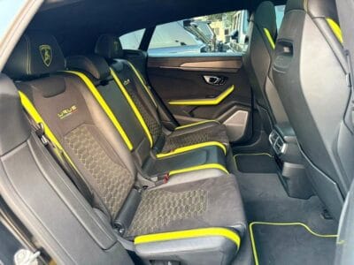 2022 Lamborghini Urus Standard