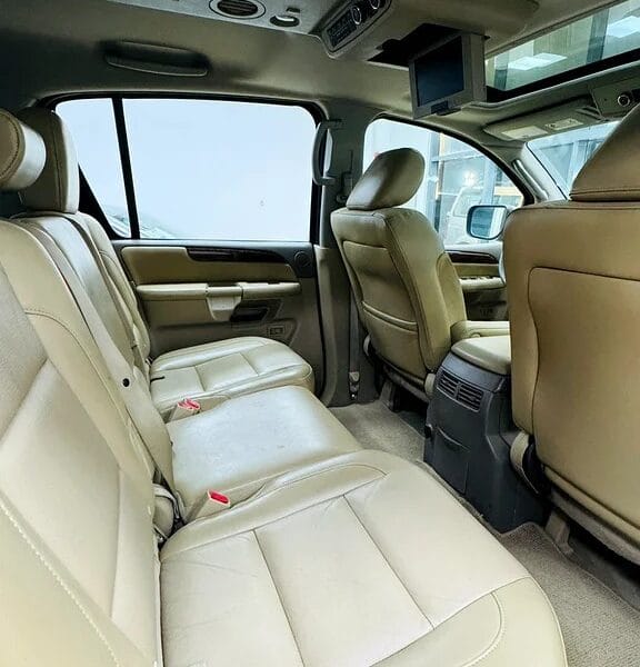 2012 Nissan Armada LE