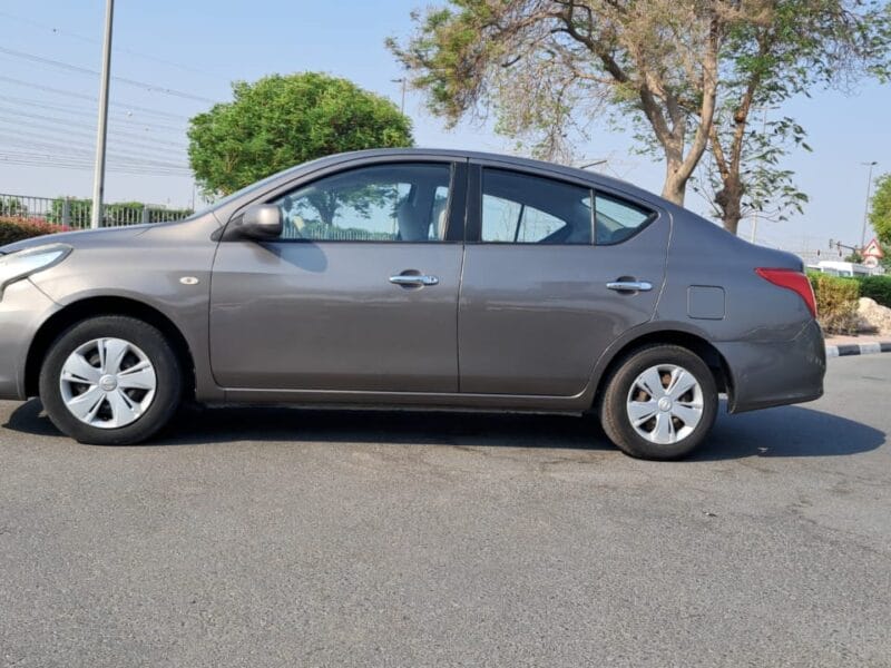 Nissan Sunny 2017