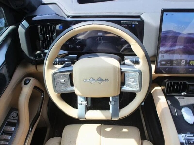 2025 BYD Leopard 8 Smart and Brave Flagship Edition (7 Seats)
