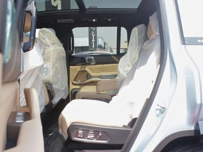 2025 BYD Leopard 8 Smart and Brave Flagship Edition (7 Seats)