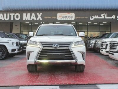 2017 Lexus LX570 Platinum 5.7L, GCC