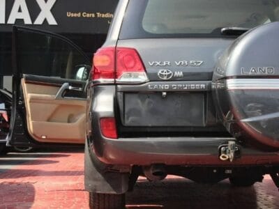 2012 Toyota Land Cruiser VXR 5.7L 4WD