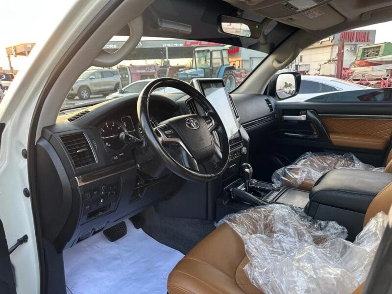 2021 Toyota Land Cruiser