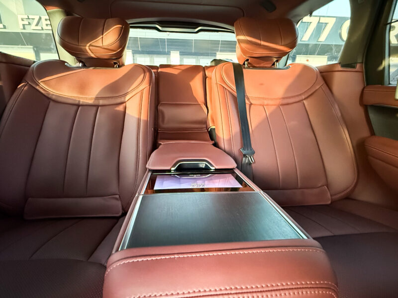2022 Land Rover Range Rover HSE First Edition P530