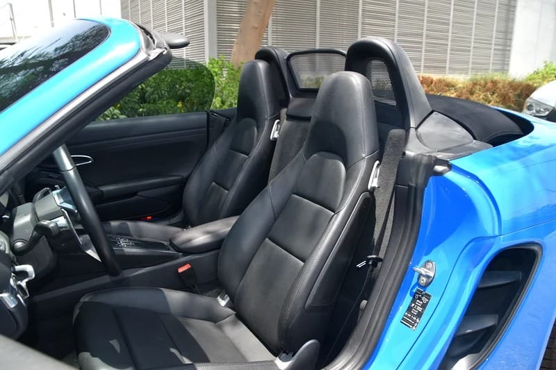 2022 Porsche Boxster Standard