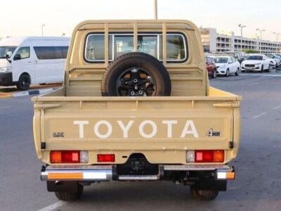Toyota Land Cruiser Pick Up LC79 DC 2.8L Turbo Diesel 4WD AT 2024