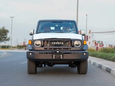 2025 Toyota Land Cruiser LC 76 2.8L AT Diesel (Gray)