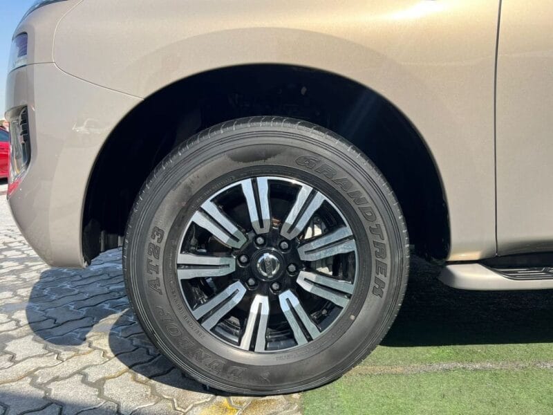 Nissan Patrol NISSAN PATROL 2021 SE Platinum 4.0L/V6