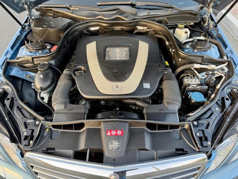 MERCEDES-BENZ E 350 BLUE 2010