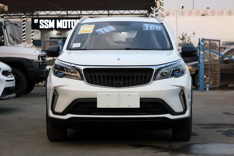 2025 Livan X3 Pro Other 3-cylinders Engine FWD