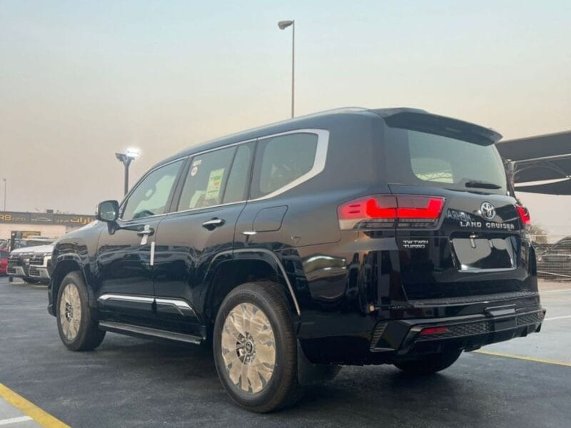 2025 TOYOTA LAND CRUISER VXR 3.3L 6-cylinders Engine