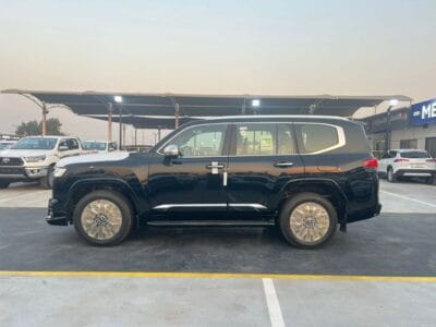 2025 TOYOTA LAND CRUISER VXR 3.3L 6-cylinders Engine