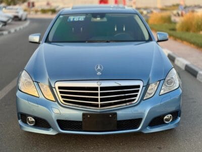 MERCEDES-BENZ E 350 BLUE 2010