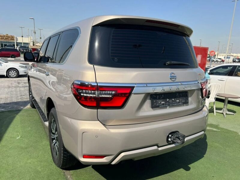 Nissan Patrol NISSAN PATROL 2021 SE Platinum 4.0L/V6