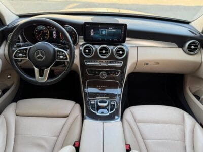 MERCEDES BENZ C300 V4 2020 NEAT AND CLEAN CAR
