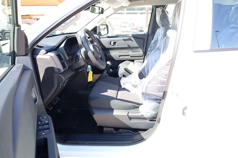 2025 Mitsubishi L200 Double Cab GL 4-Cylinder Engine 4WD