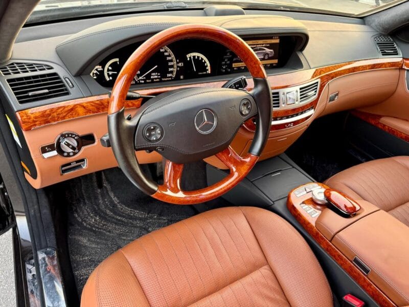MERCEDES-BENZ S 600 BLACK Model 2009 A/T V12