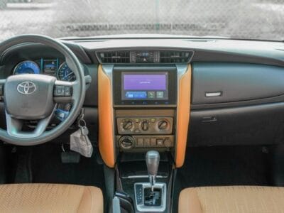 2025 Toyota Fortuner GX 2.4L A/T Diesel (White)