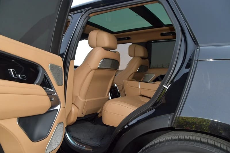 2022 Land Rover Range Rover Autobiography 8-Cylinder Engine