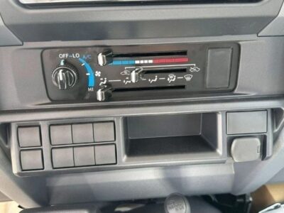 Toyota Land Cruiser Pick Up Toyota Land Cruiser Pickup LC79 DC 4.2L Diesel 2025