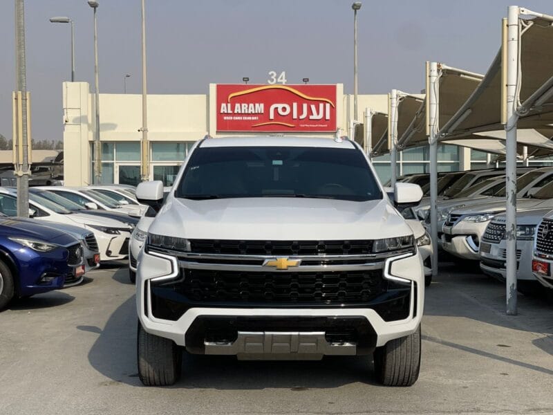 2023 Chevrolet Suburban SUV GCC Specs 8-Cylinders