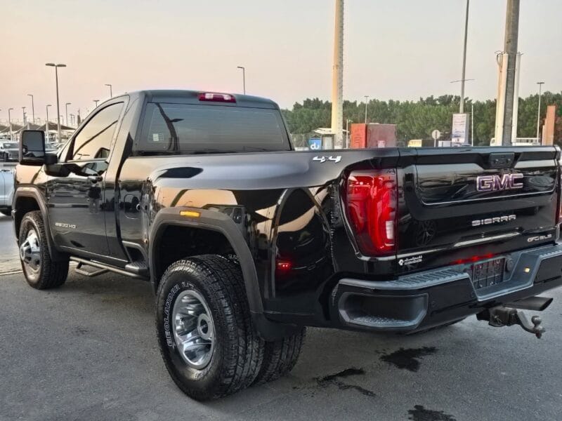 GMC Sierra Dual Wheeler Model V8 2020 GCC
