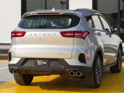 2025 JETOUR X70 1.5L Turbocharged 4-Cylinder Silver