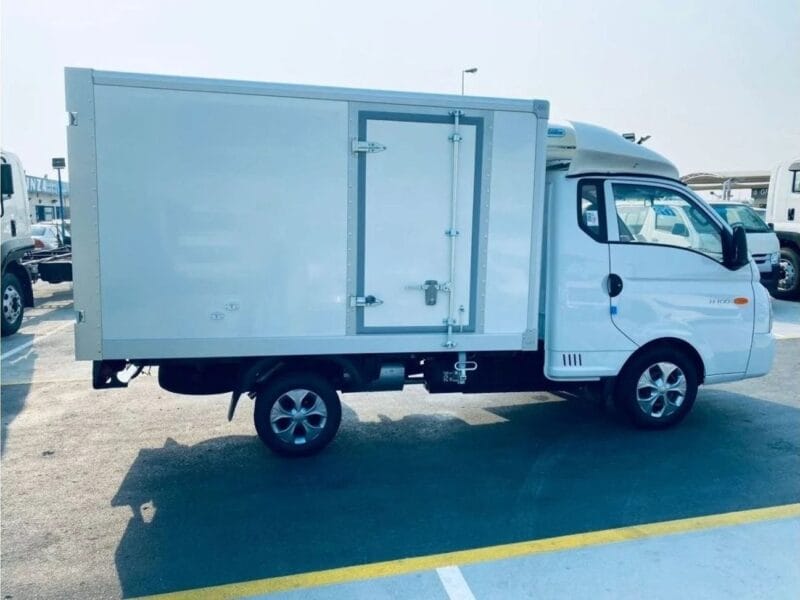 HYUNDAI H100 REFRIGERATOR 2025 -18-degree 2600 L