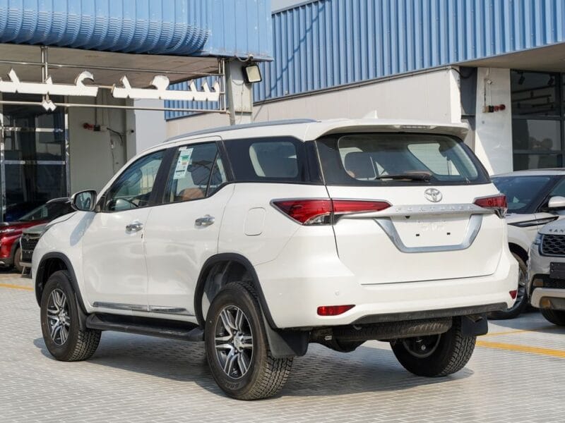 2023 Toyota Fortuner 4-Cylinder Engine GCC Specs