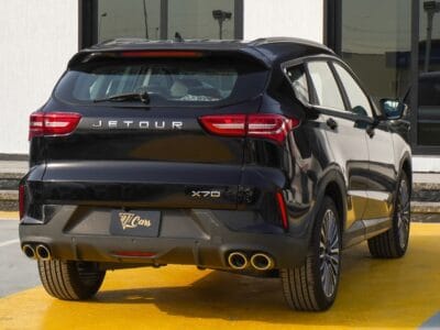 2025 JETOUR X70 Black 1.5L Turbocharged 4-Cylinder