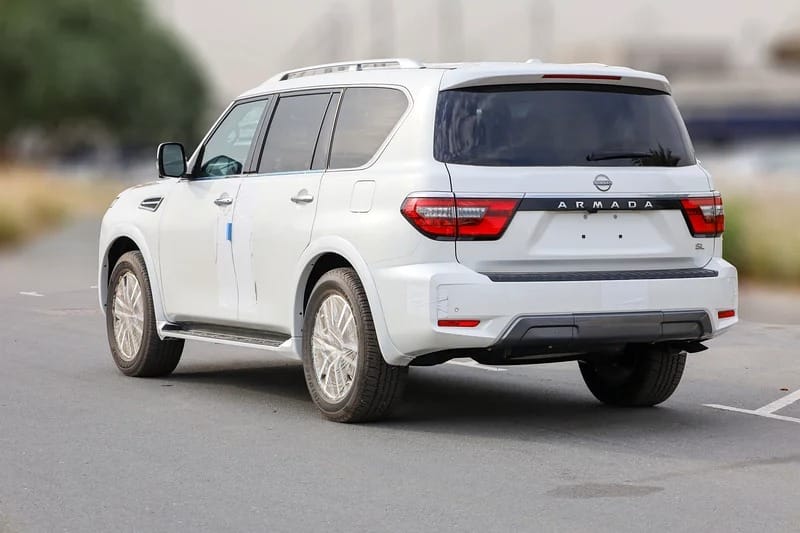 2024 Nissan Armada SL White 8-Cylinder Engine Automatic