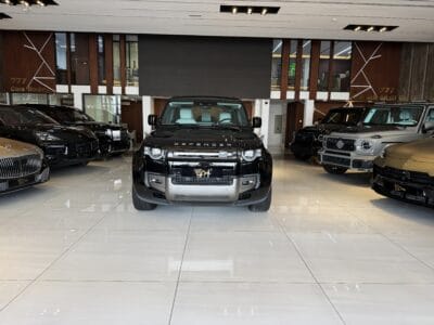2025 Land Rover Defender P400 110 HSE 3.0L V6 Turbocharged Engine