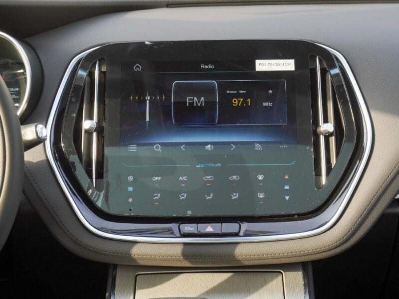 2025 JETOUR X70 Black 1.5L Turbocharged 4-Cylinder
