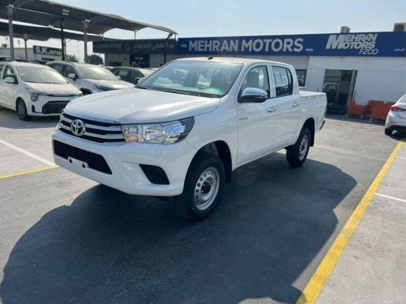 2025 Toyota Hilux 2.4 L Manual Diesel GCC Specs