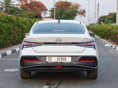 HYUNDAI ELANTRA 2025 - WHITE 4-Cylinder Engine