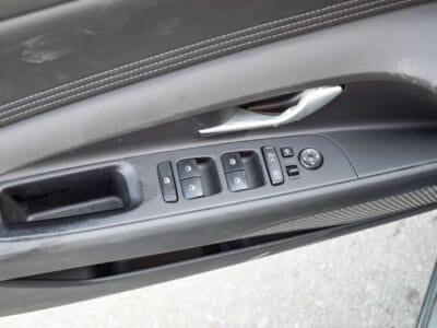 HYUNDAI ELANTRA 2025 - GRAY 4-Cylinder Engine