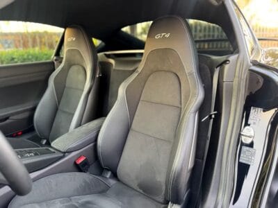 2023 Porsche Carrera / 911 GT4 Full Option