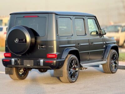 MERCEDES-BENZ G 63 AMG BLACK-GREY 2022 A/T Petrol