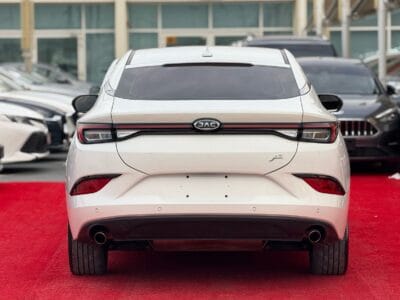 2023 JAC J7 White 1.5L Engine GCC Specs Automatic