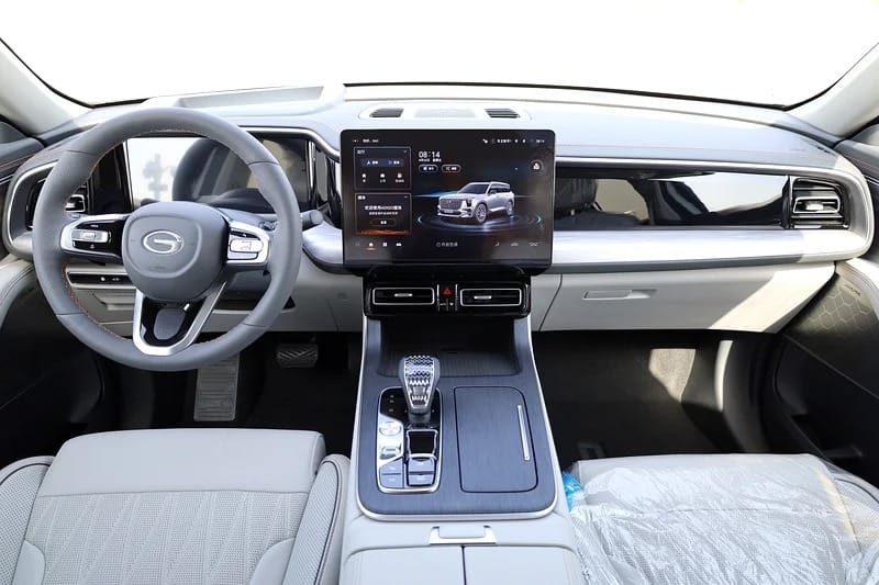 GAC GS8 2.0L GX 8AT 2024 Model Automatic