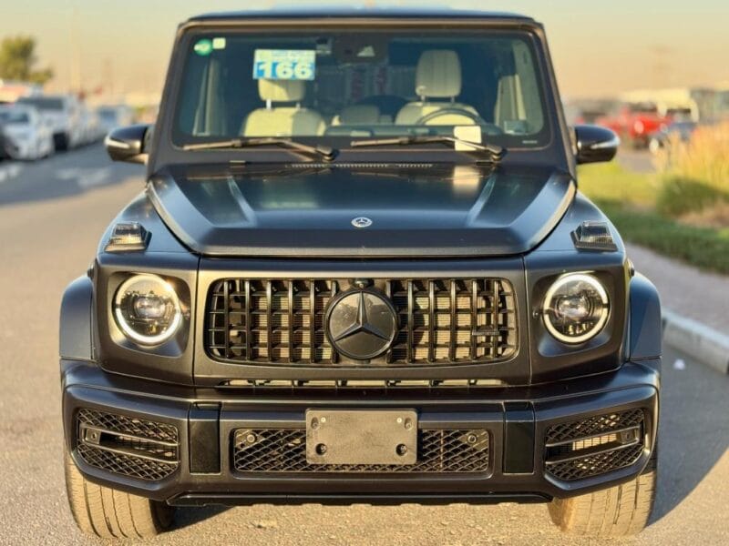 MERCEDES-BENZ G 63 AMG BLACK-WHITE 2022 A/T Petrol